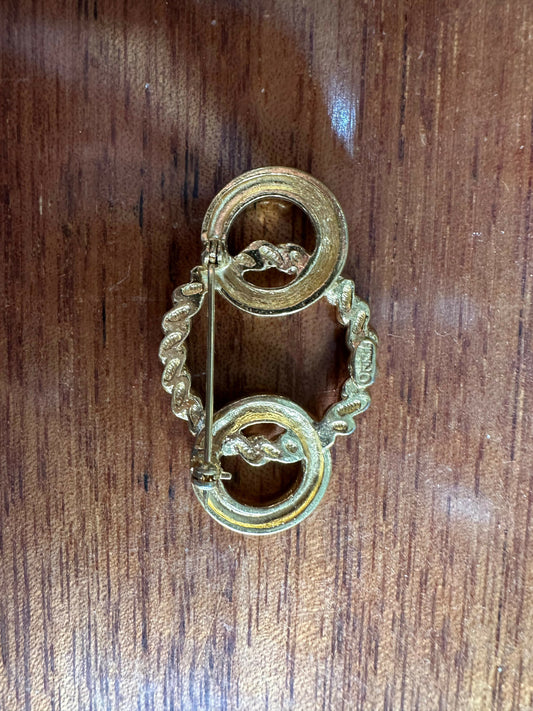 Broche "Eslabón Infinito"