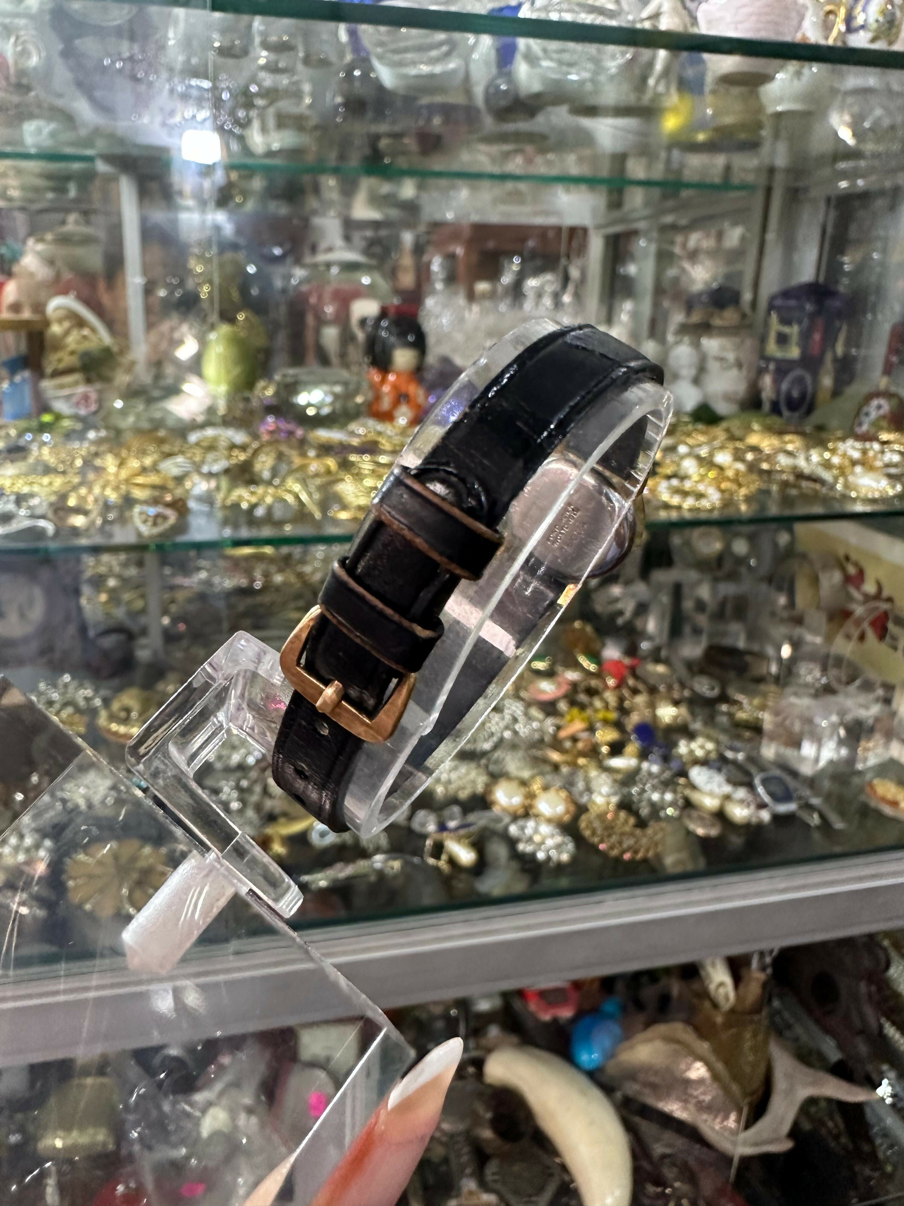 Reloj de Cuero Olma