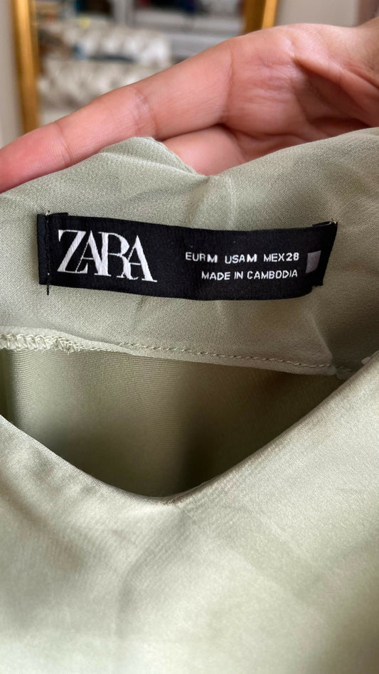 Vestido seda Zara