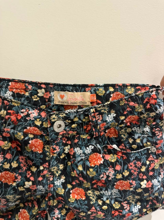 Short floreado