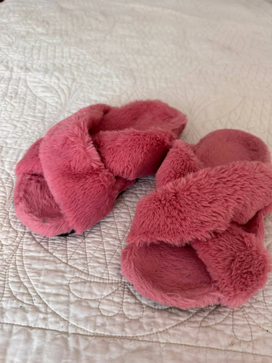 Pantuflas de peluche rosadas