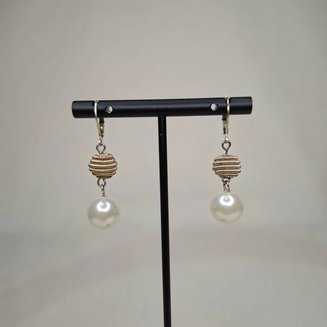 Aretes Vintage Perla Colgante Royale