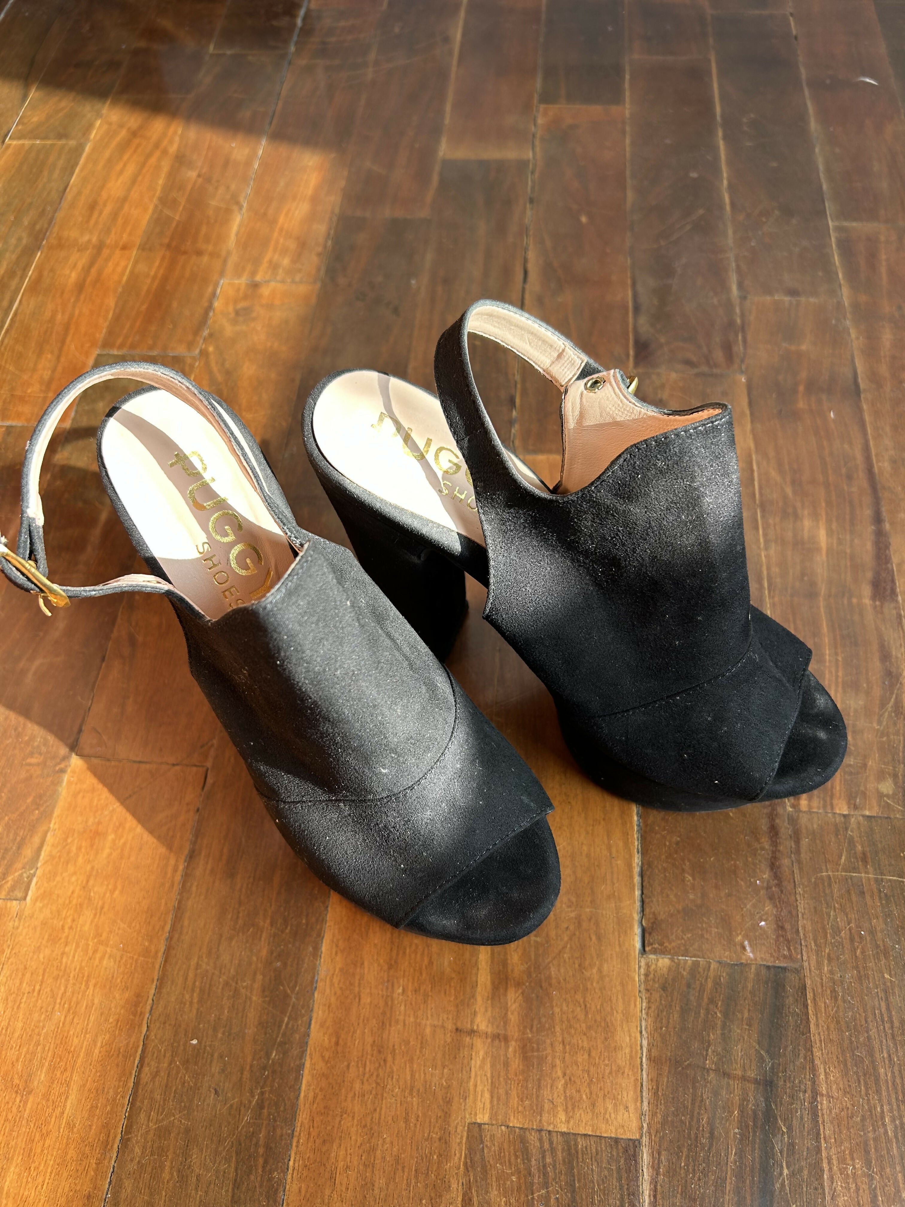 Sandalias de Tacón Negras