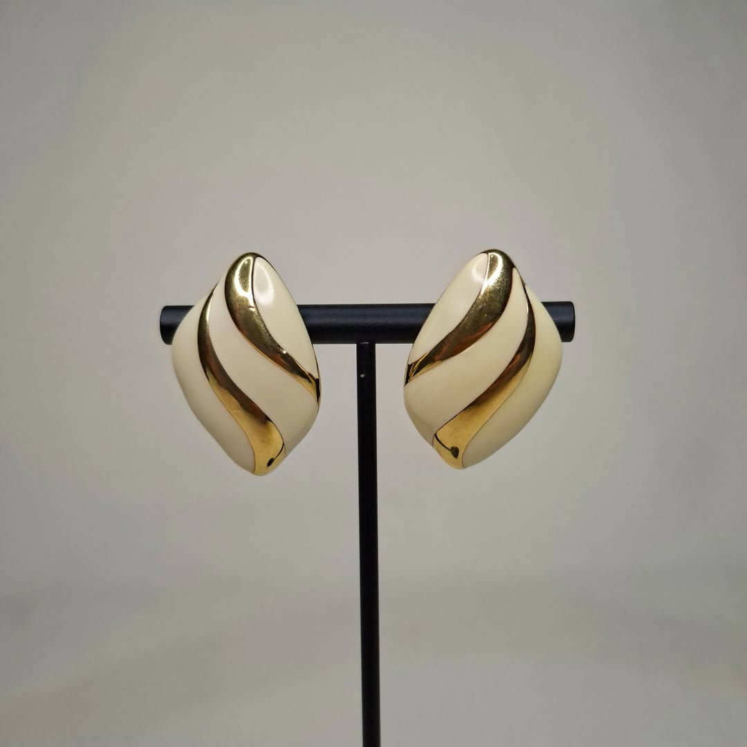 Aretes Vintage Marfil Dorado