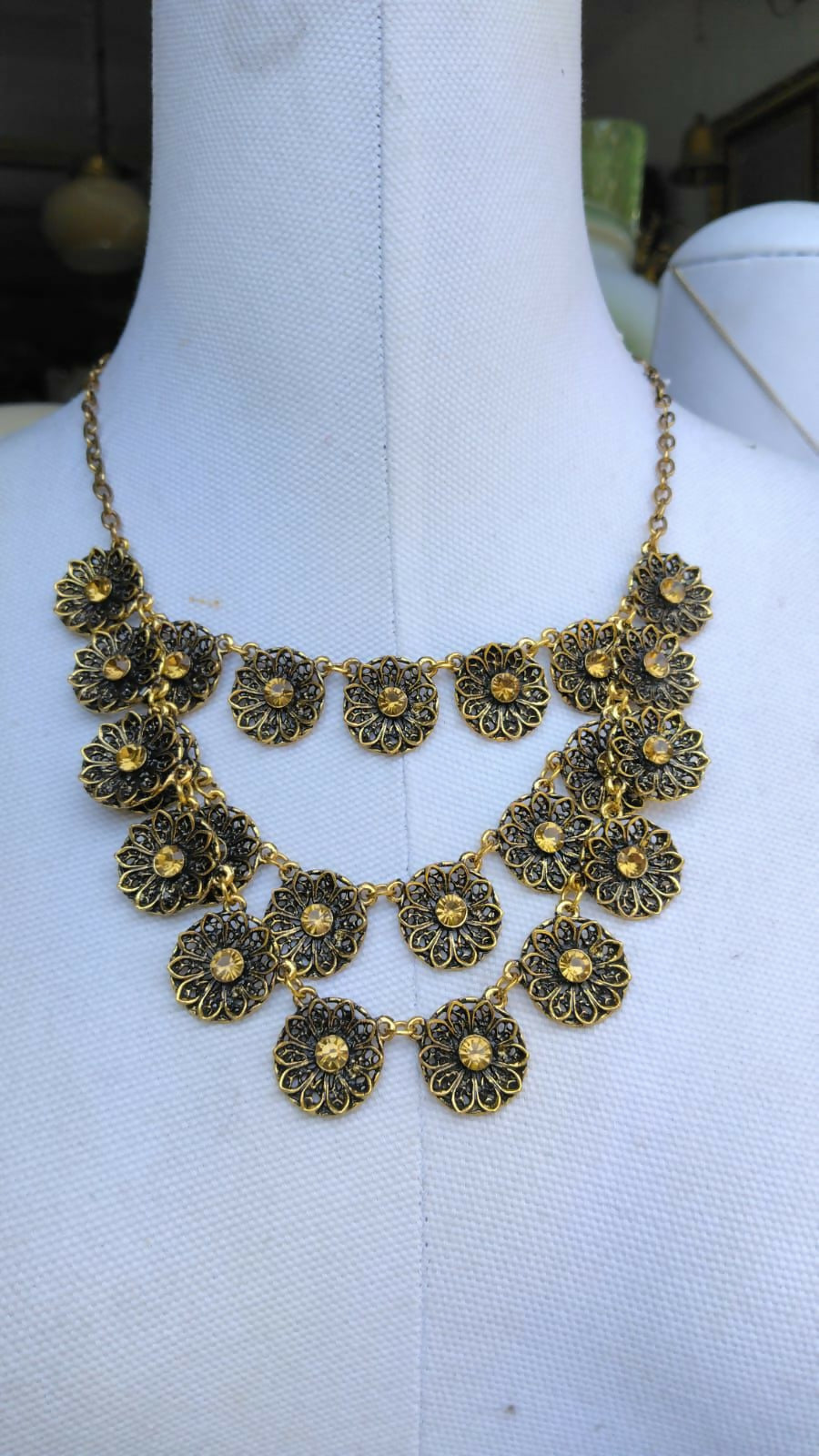 Collar "Cascada de Ámbar & Filigrana"
